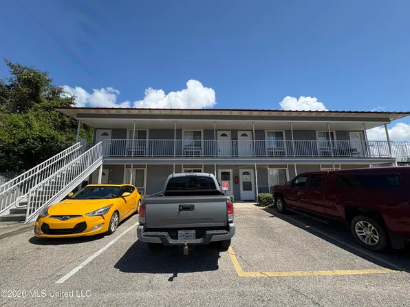 1664 Beach Blvd #42, Biloxi, MS 39531