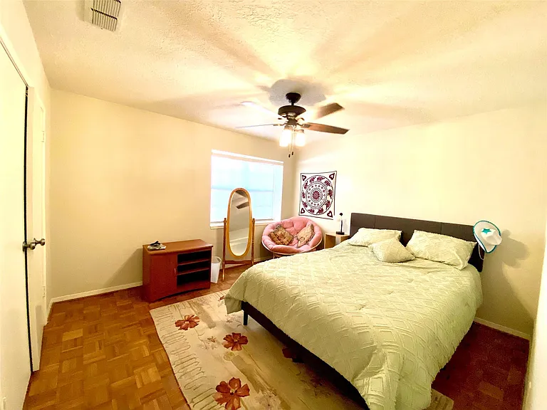 7350 Kirby Dr #2 — Photo 7