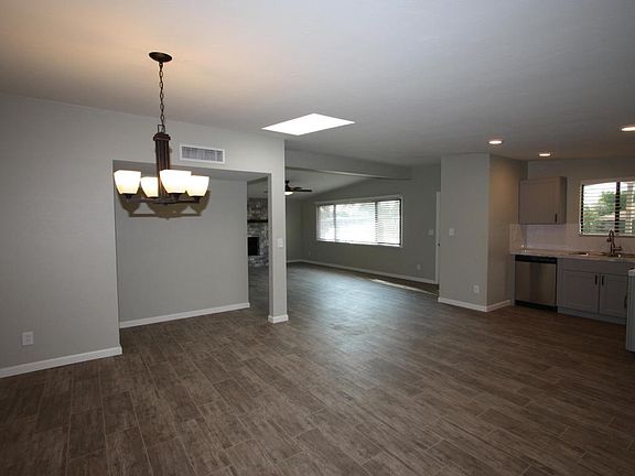 4th image of 7320 E Calle Lugo