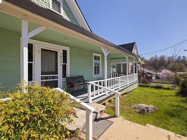 18445 Oak St, Tuolumne, CA 95379