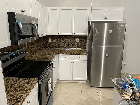 4th image of 5417 NW 184th St