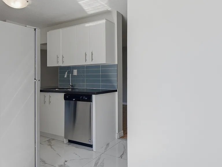 20 Stonehill Ct — Photo 34