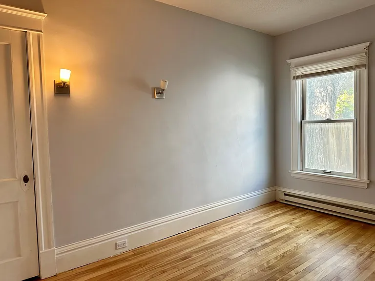 3036 James Ave S — Photo 6