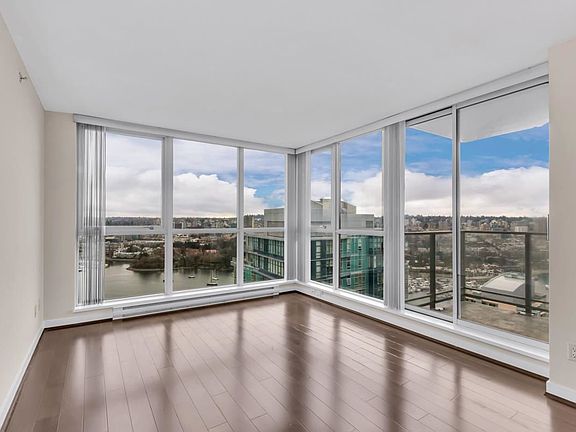 4th image of 1408 Strathmore Mews #3602
