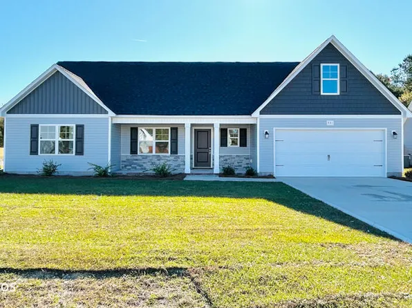 505 Orchard Creek Drive, Richlands, NC 28574