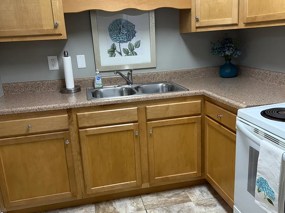 Full kitchen clubhouse