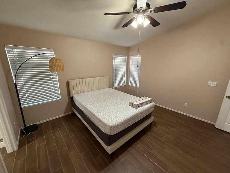 904 Big Horn St — Photo 19