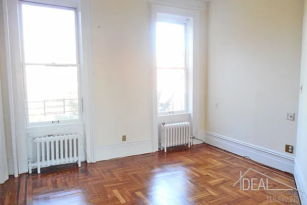 Rented by Ideal Properties Group | media 5