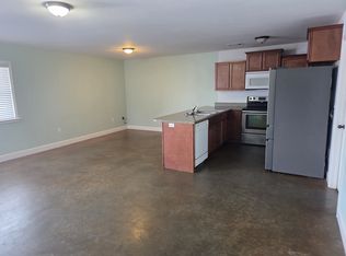 99 Lone Pine Rd S, Greers Ferry, AR 72067