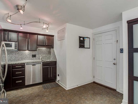 5th image of 1101 Saint Paul St Unit 204
