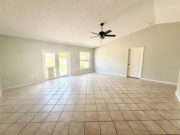 2nd image of 2703 Leafy Way Ln