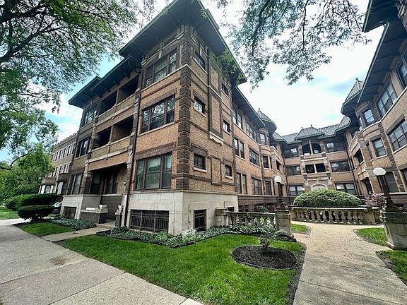 2nd image of 947 E Hyde Park Blvd #G