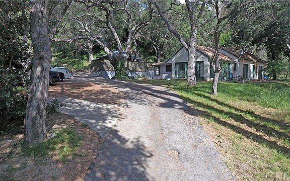 4th image of 539 Cloverleaf Dr