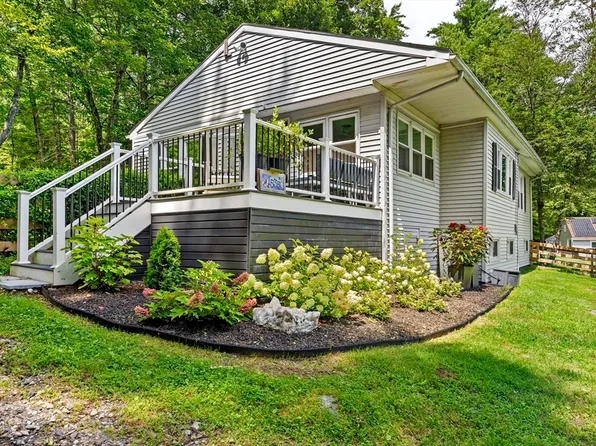 1535 Center St, Ludlow, MA 01056