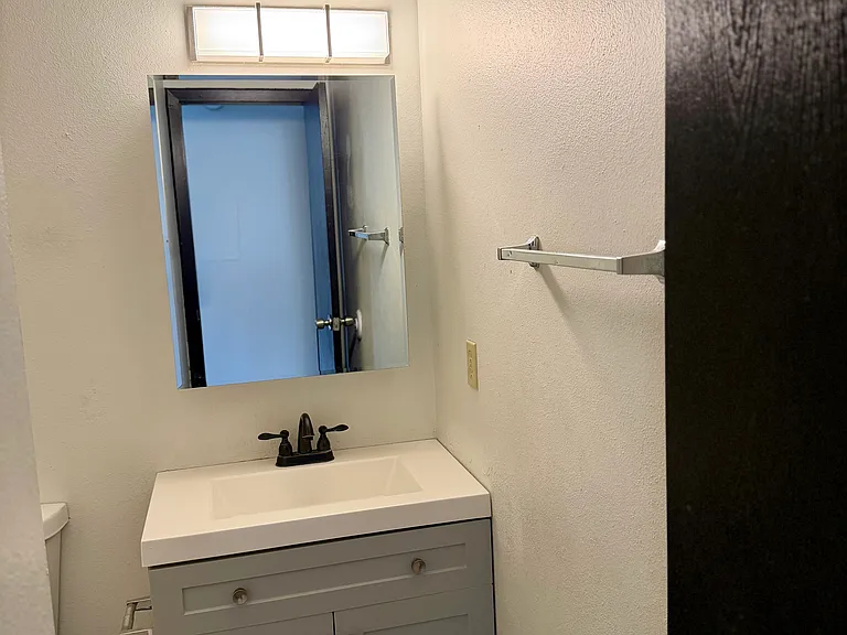 Cedar Terrace Apartments — Photo 7