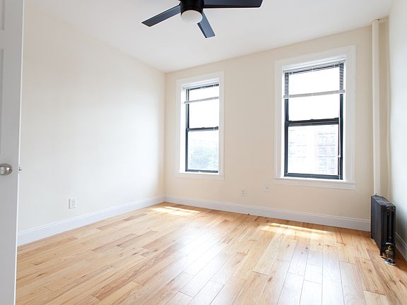 3rd image of 611 W 171st St APT 31B