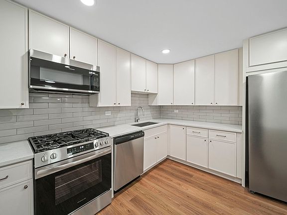 4th image of 535 S Cleveland Ave APT 404