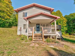214 Hickory St, Munising, MI 49862