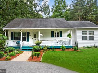 633 Queenstown Rd, Severn, MD 21144