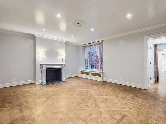 2nd image of 44 E 65th St Suite 1B