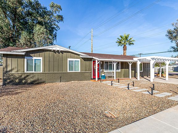 4th image of 2302 W BERRIDGE Lane