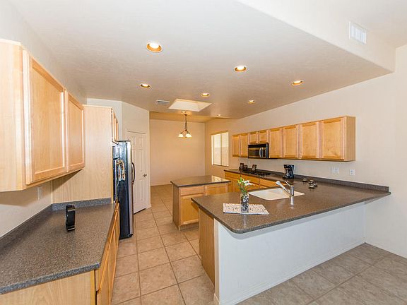 4th image of 13843 E Fiery Dawn Dr