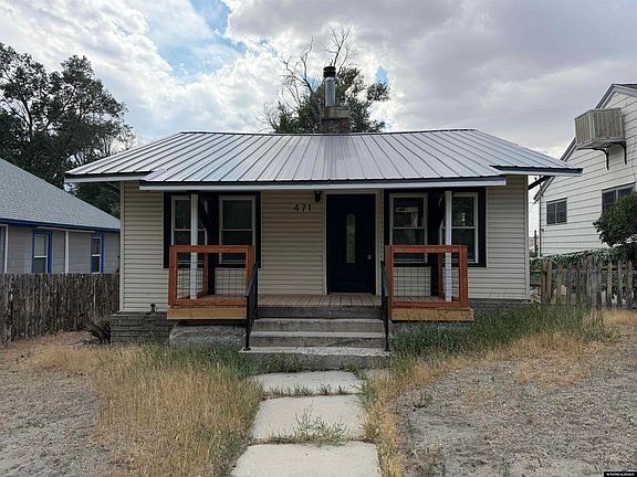 2nd image of 471 W Flaming Gorge Way