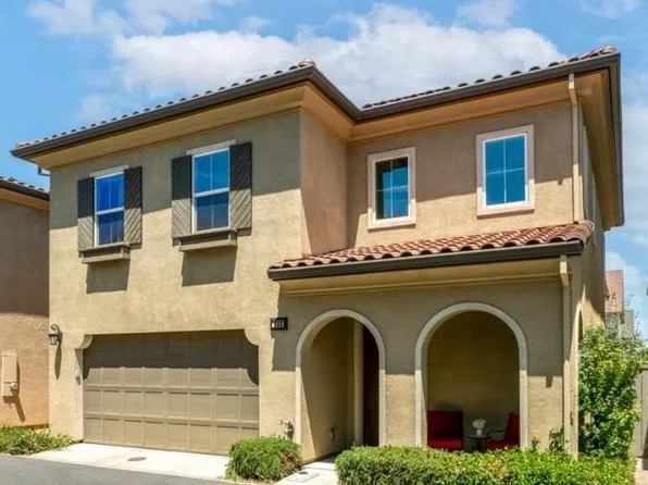 903 Red Currant Ter, Davis, CA 95616