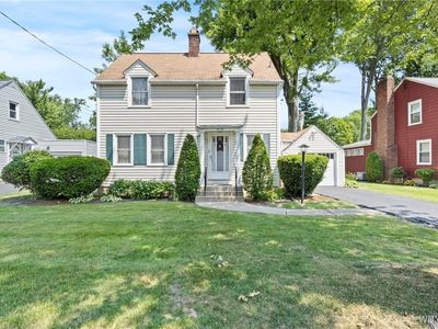 9120 Champlain Ave, Niagara Falls, NY, 14304