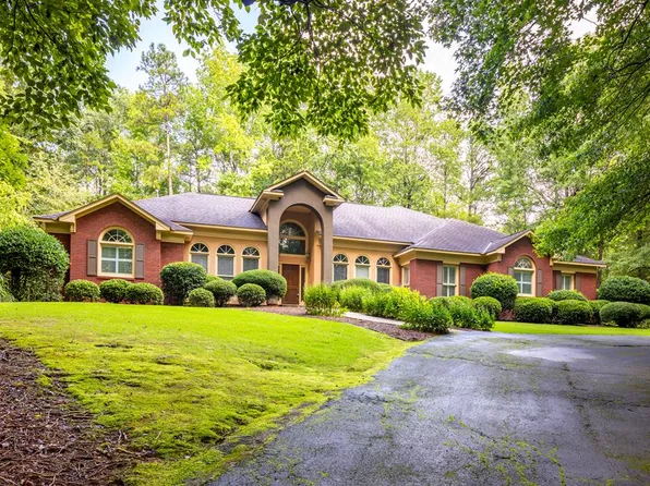 714 Rocky Shoals Dr, Midland, GA 31820