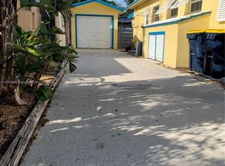 39 SE 13th St #1-2, Dania, FL 33004