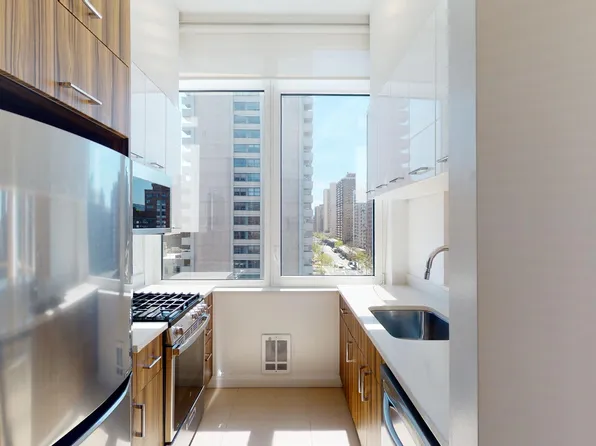 775 Columbus Ave, New York, NY
