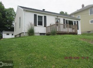 1254 S Main St, Burlington, IA 52601