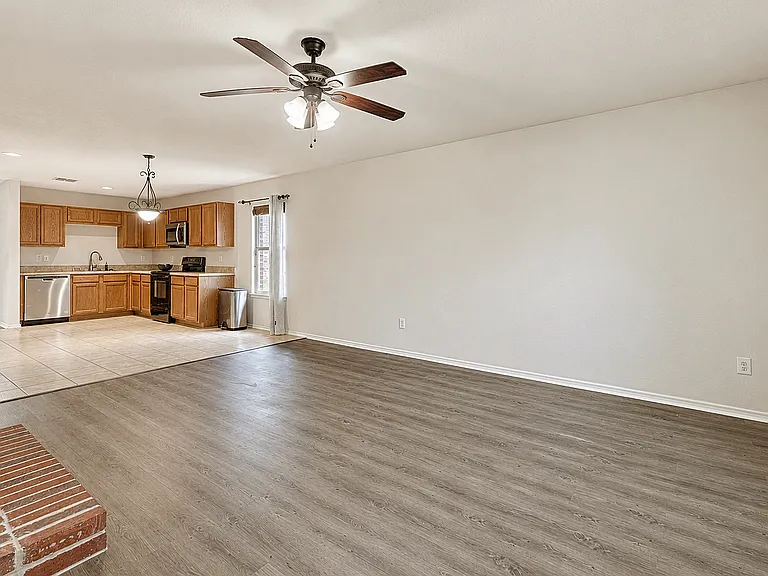 12988 Galaxy Dr — Photo 6
