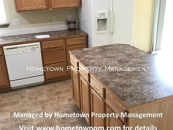 2nd image of 918 Gina Ct SE