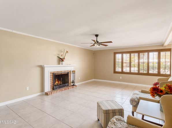 5826 E Hawthorne St, Tucson, AZ 85711