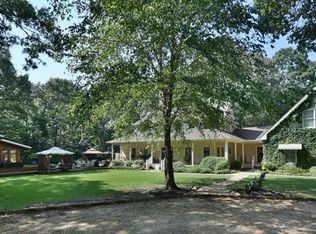 83 Two Run Trce NW, Cartersville, GA 30120