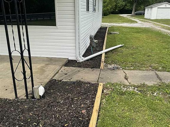 3rd image of 760 S State Road 59