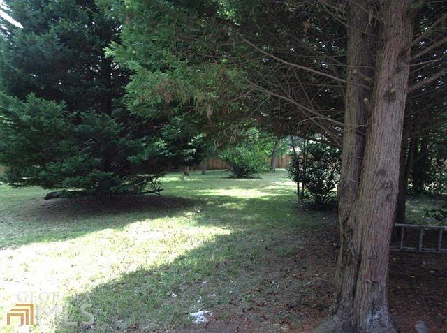2nd image of 2669 Rock Chapel Rd
