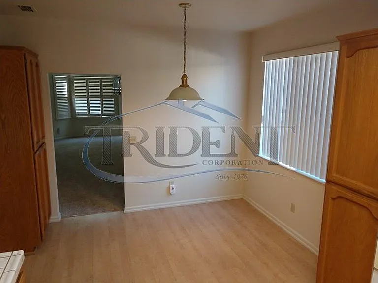 1902 Autumnwood Dr — Photo 21