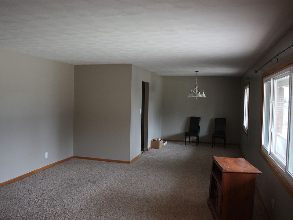 2nd image of 1811 Judy Ln