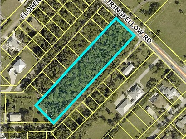 14371 Stringfellow Rd, Bokeelia, FL 33922