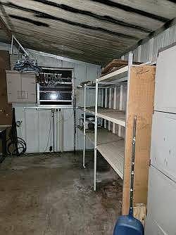 4th image of 2103 Village Hill Dr