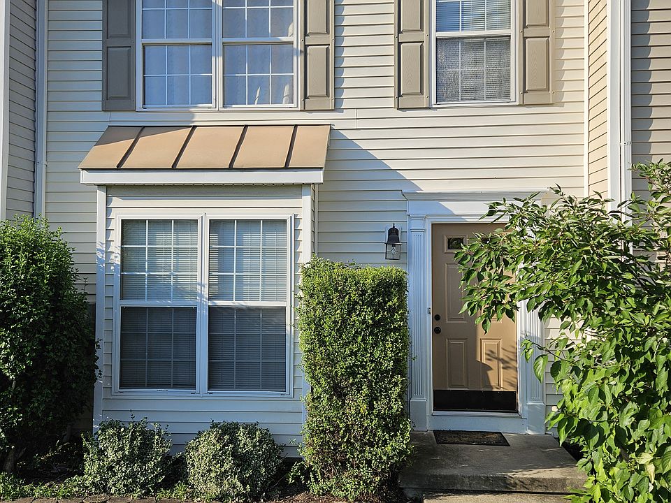 1st image of 2922 Sorrell Ct