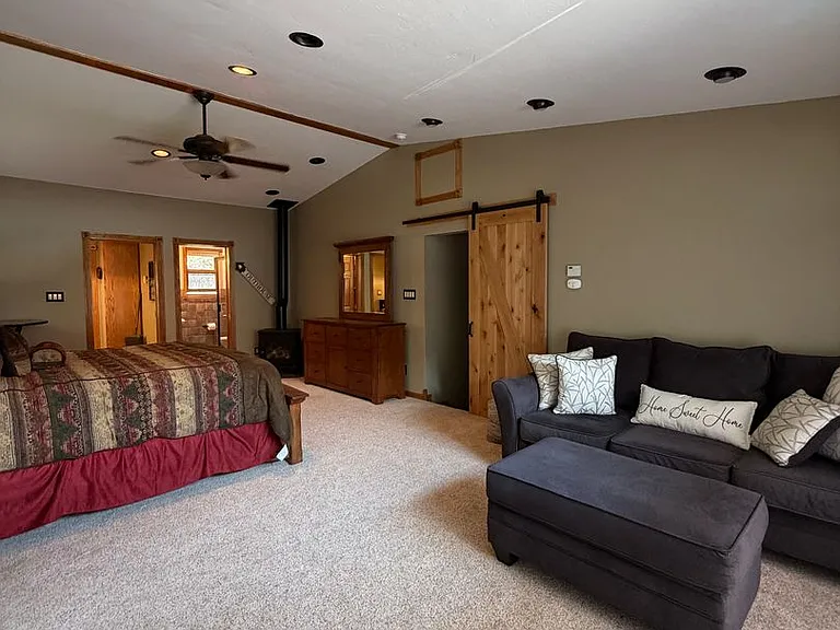 95 Chapparral Cir — Photo 4