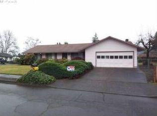 1255 SE Maple Pl, Gresham, OR 97080
