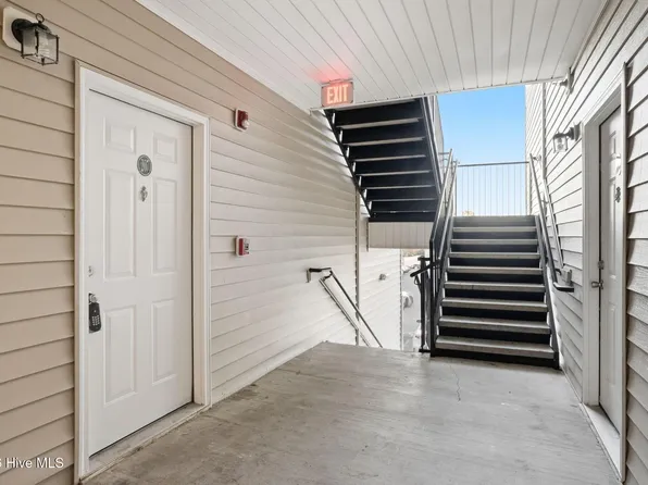 1505 Cadfel Court Unit 207, Wilmington, NC 28412