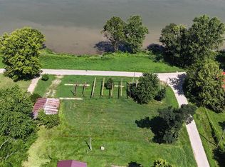 109 Locust St, Cloverport, KY 40111