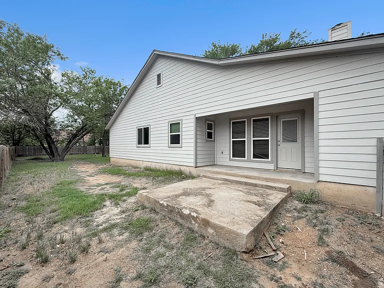 403 Fantail Loop #A — Photo 18