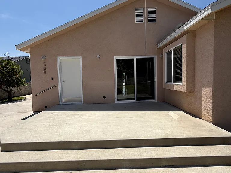 348 N Osborn Ave — Photo 27